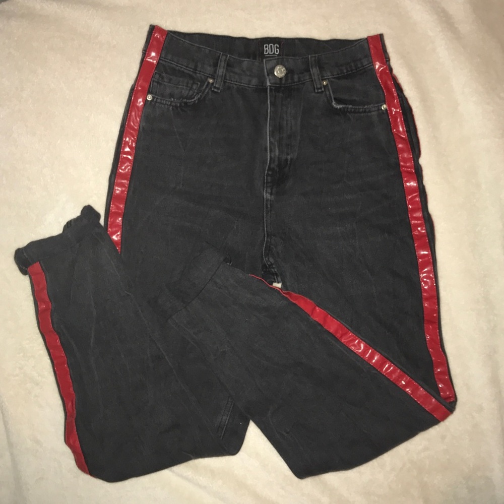 mom jeans